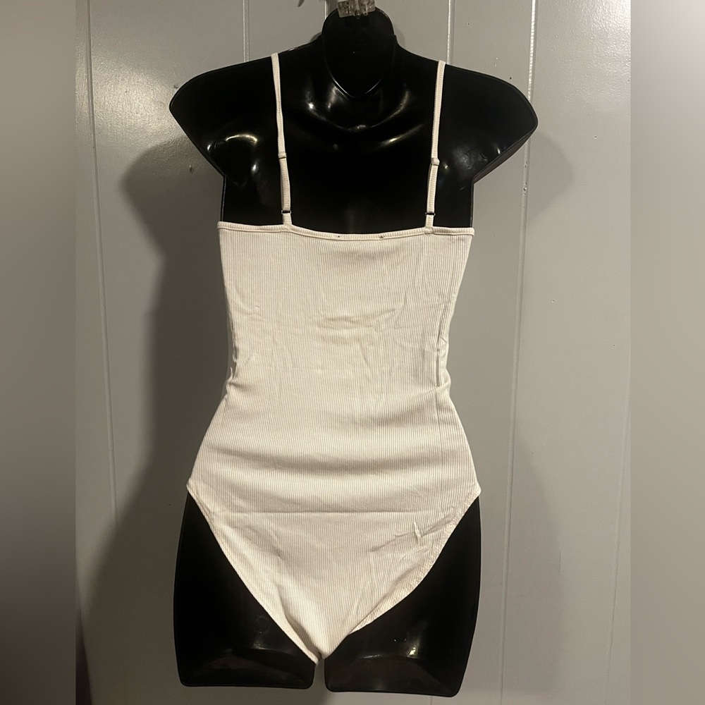 New! Forever 21 Vanilla Ribbed Cami Bodysuit - Picture 5 of 6